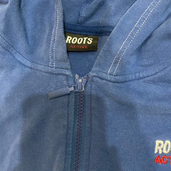 Roots Active Zipup - Picture 3 of 3